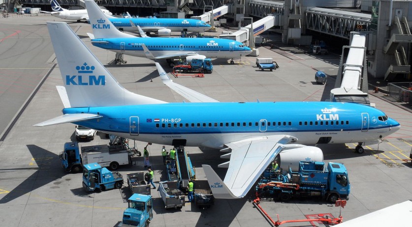 KLM could lose over 1,000 flights to U.S. over Schiphol downsizing: Report