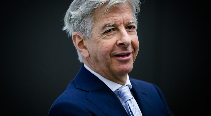 Ronald Plasterk says he will not seek to become next Dutch PM amid ethics probe