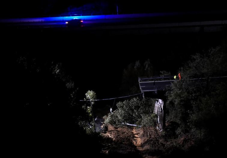 Italian police seize documents from SIAS offices over Savona bridge collapse