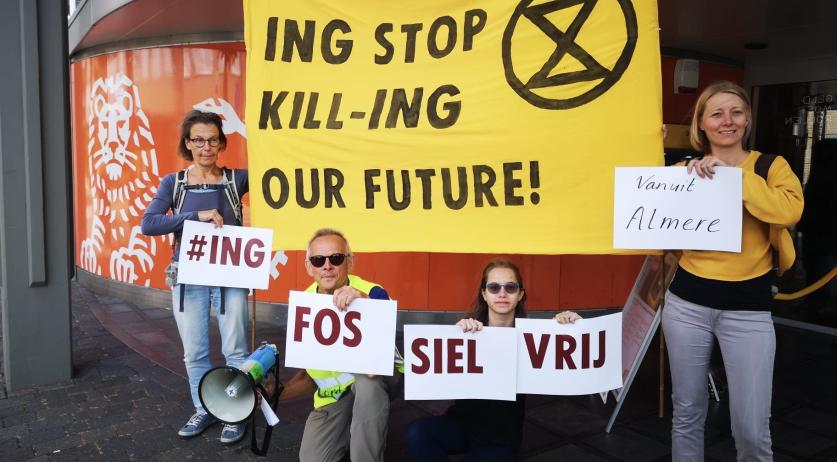 ING and ABN AMRO involved in €100 billion fossil fuel bonds since Paris agreement