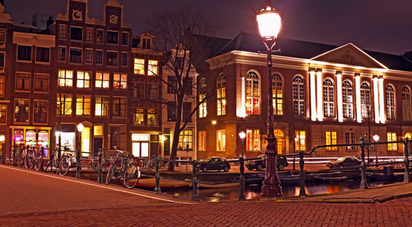 Dutch curfew to remain in effect for at least a week while court considers verdict