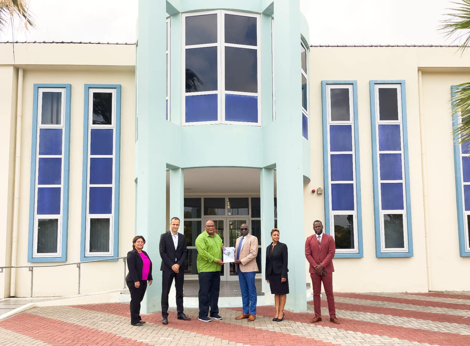 No confidence gas station owners in fuel price regulator