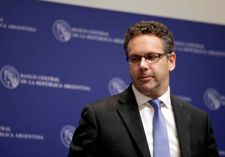 Argentine cenbank will do all possible to protect reserves: Sandleris