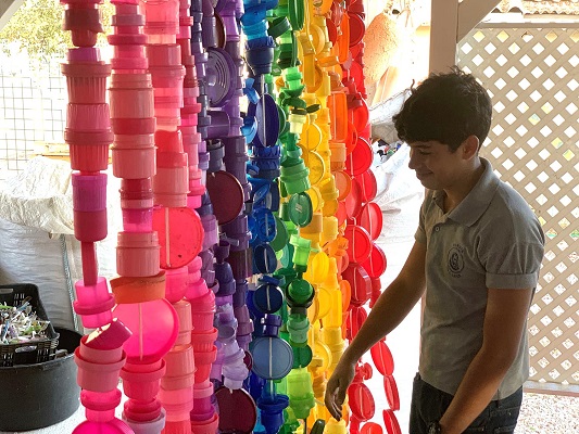 Plastic recycled artwork unveiled in Sambil