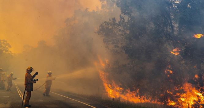Australia weather bureau says no sign of cooler weather or rain on horizon