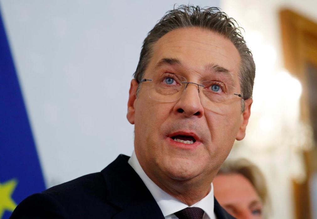 Austrian prosecutors investigating ex-leader of far right over sting video