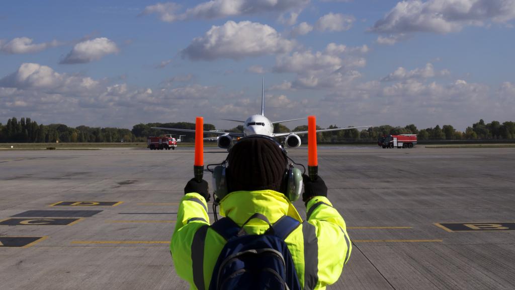 Aviation and its fight on various fronts to ensure global connectivity