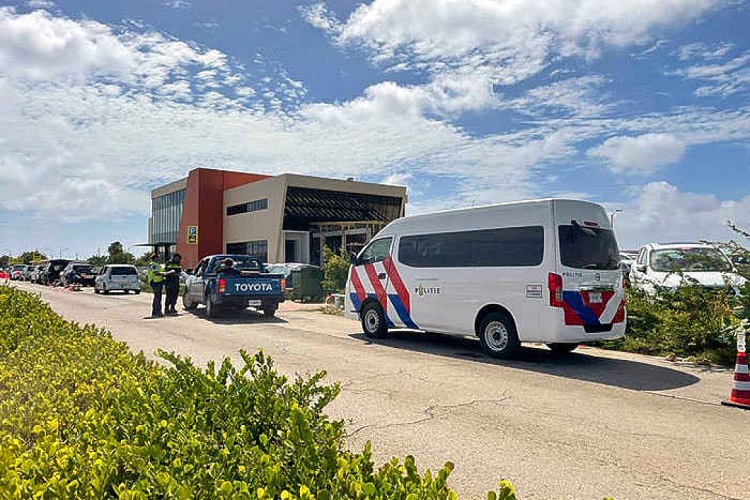Bonaire: Joint actions Police and Marechaussee