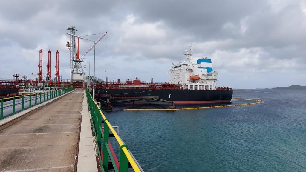 Questions raised over alleged sanction evasion and maritime violations near Curaçao