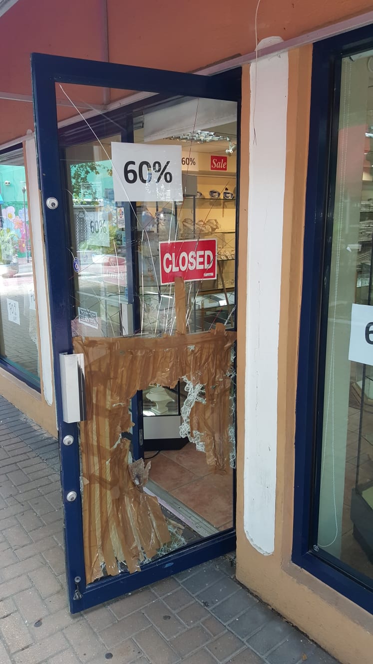 Business owners in Punda and Otrobanda are tired of burglaries