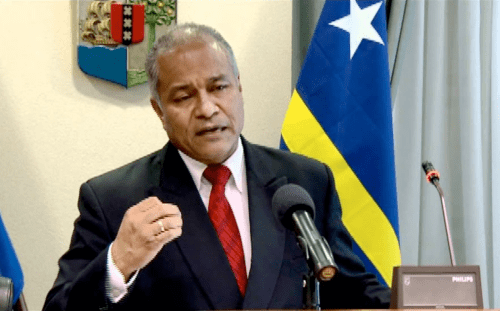 Former minister files complaint against Curaçao Refinery (RdK)