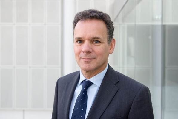 Candidate Foreign Minister thinks he can explain far-right cooperation abroad