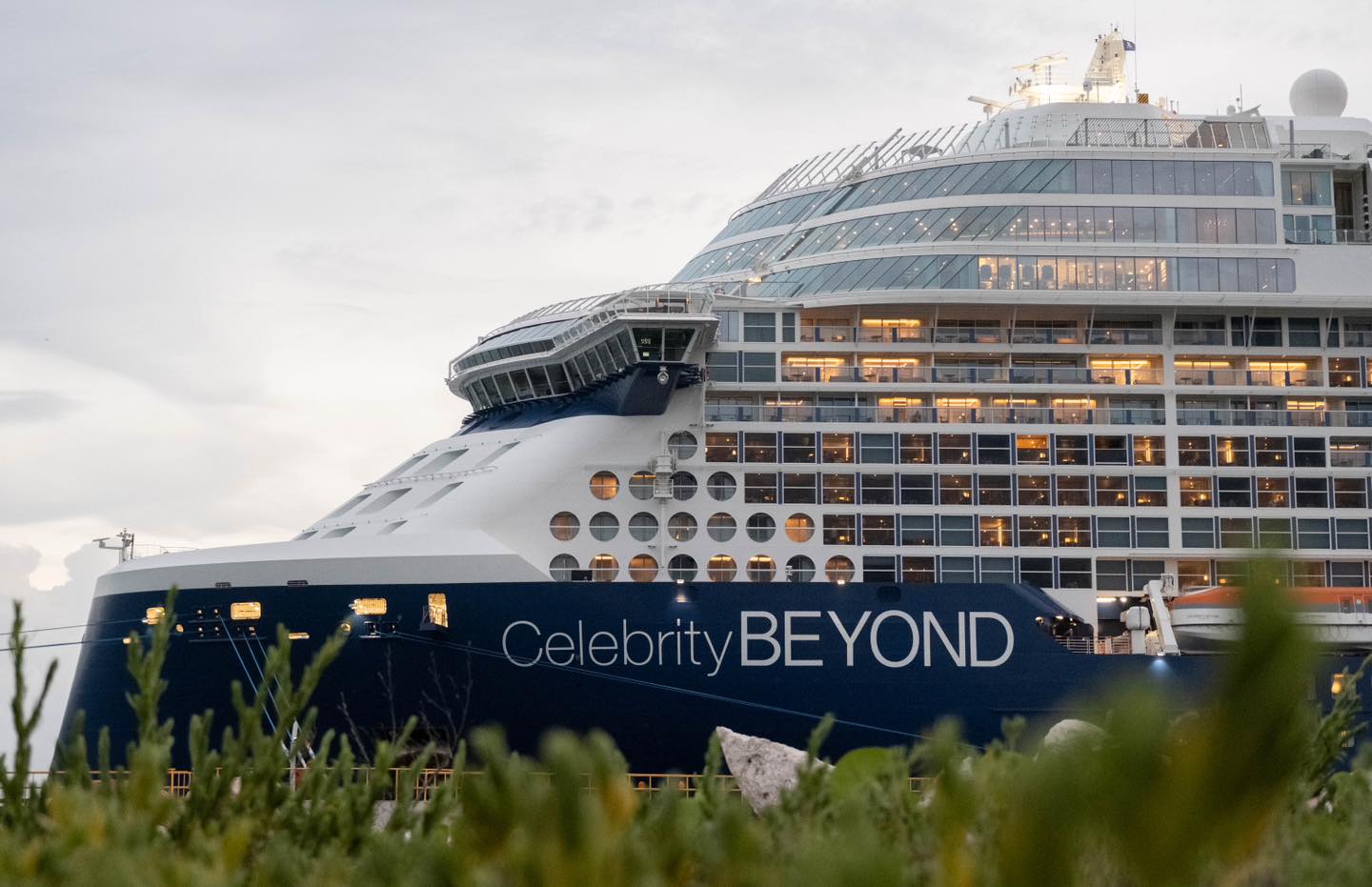 Cruise ship Celebrity Beyond visits Curaçao for the first time