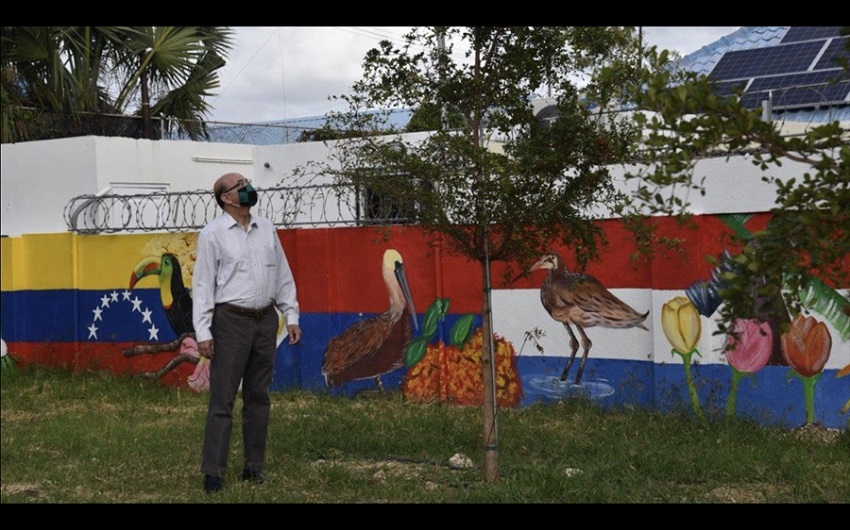 U.S. Consulate General Curaçao contributes to a healthier and greener Curaçao by donating 225 trees