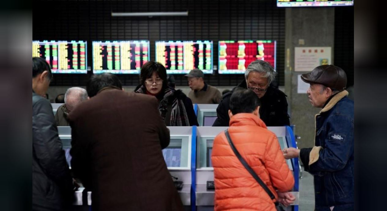 Coronavirus fears weigh on global equity markets