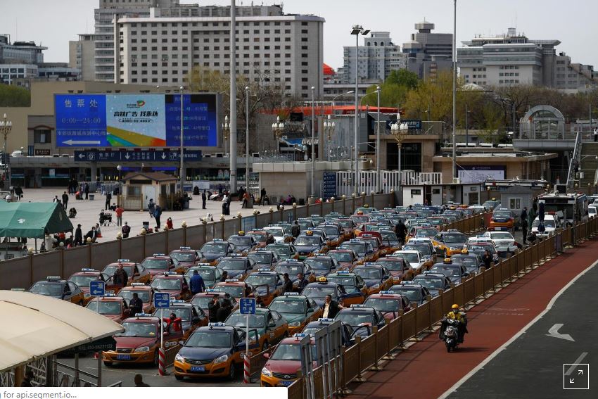 China reports fewer coronavirus infections, tallies asymptomatic cases