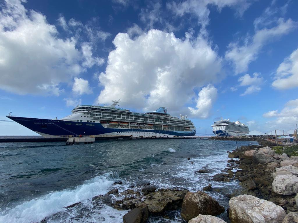 Curaçao welcomed three cruise ships at the same time