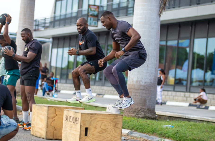 Hundreds Join ‘Kòrsou ta Move’ for a Healthier Curaçao