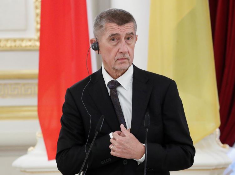 Top Czech attorney reopens fraud probe into PM Babis