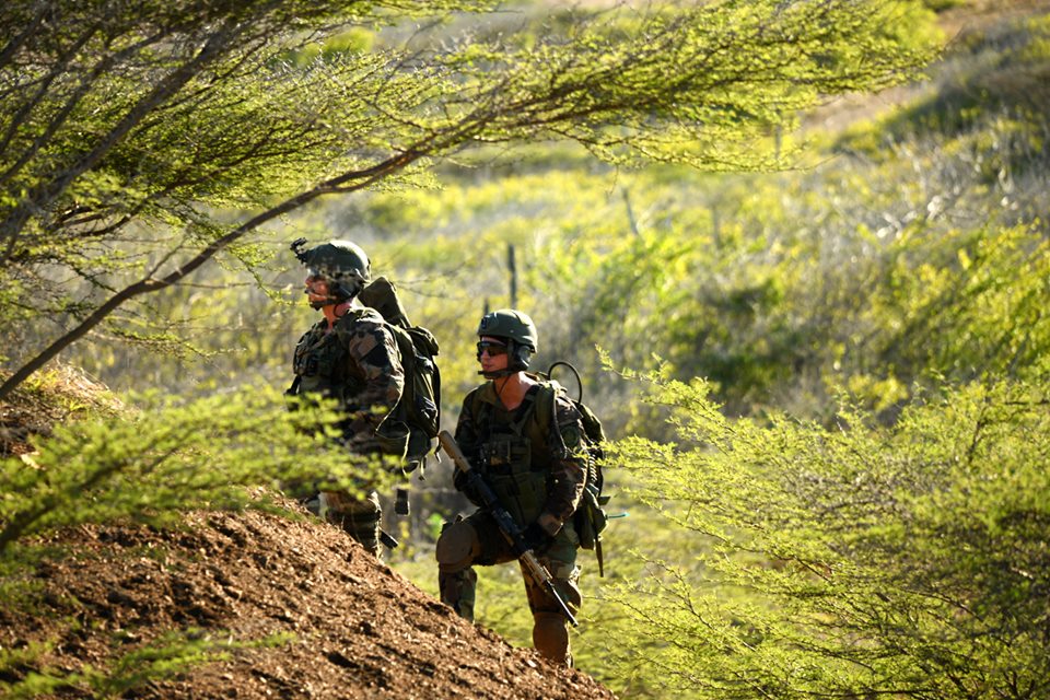 Soldiers Aruba and Curaçao switch training locations
