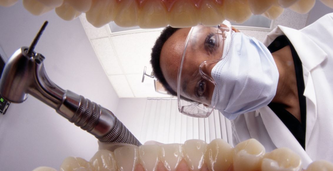 Curaçao Dental Hygienists Host Free “Un Smail pa Kòrsou” Event for Children