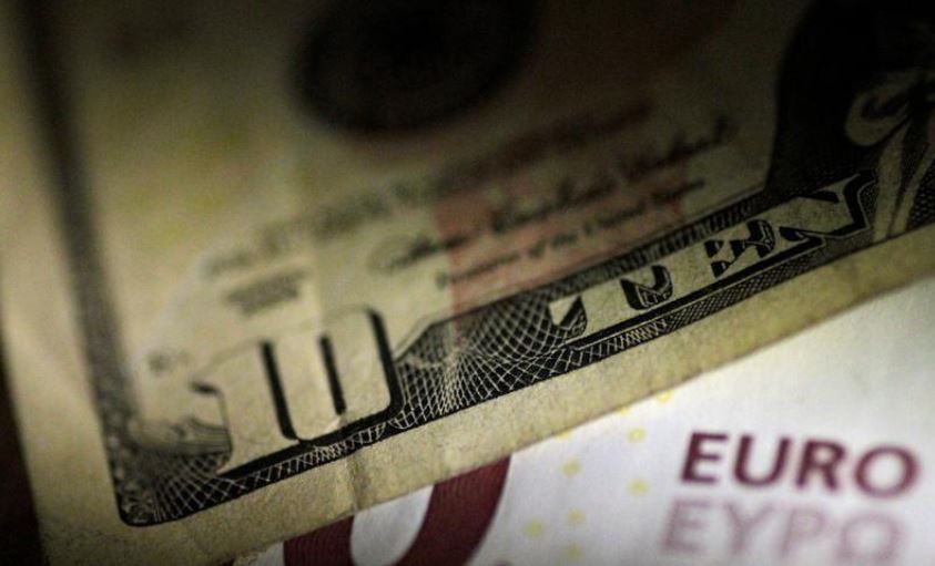 Dollar dented as coronavirus damage spurs interest rate cut bets