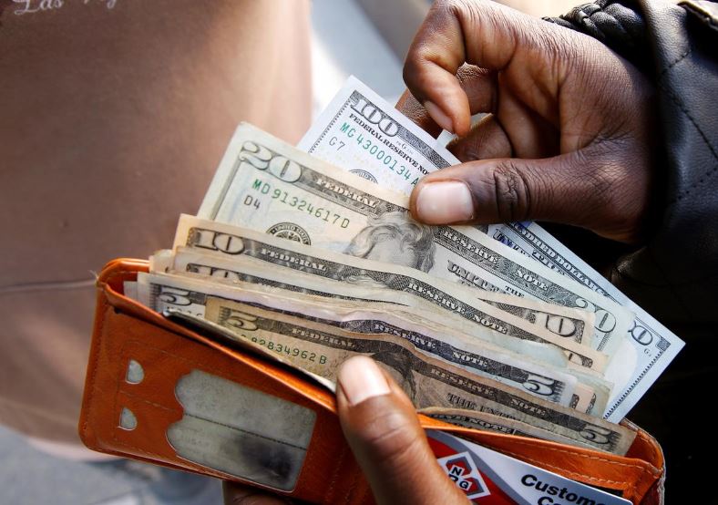 De-Dollarization in Perspective: Global Trends Versus Local Reality