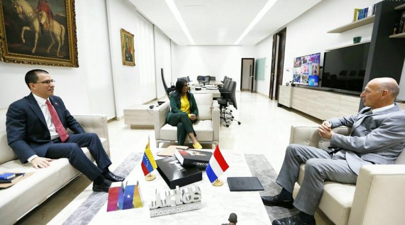 Dutch Ambassador delivers diplomatic note to Venezuelan authorities