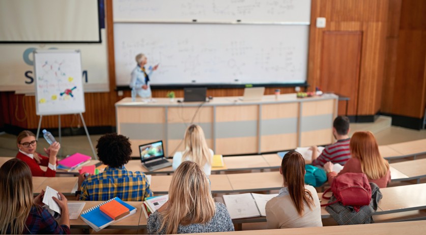 Half of Dutch universities still struggling with empty lecture halls after Covid