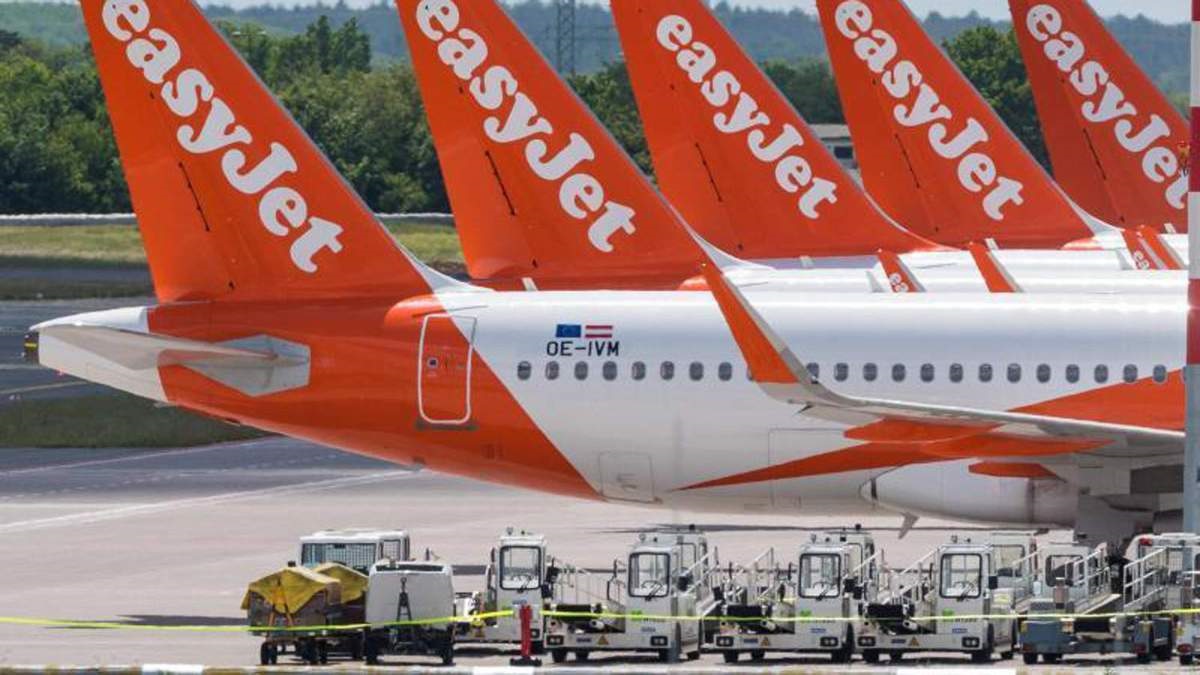 Dutch union cancels EasyJet strike during May holiday period; KLM recruiting pilots
