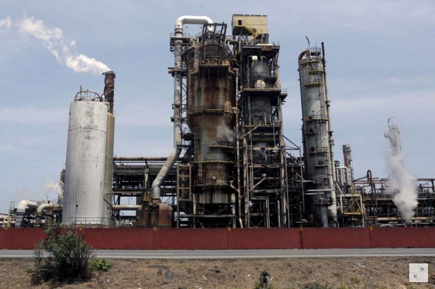 Venezuela environment groups say they are barred from joining oil spill cleanup