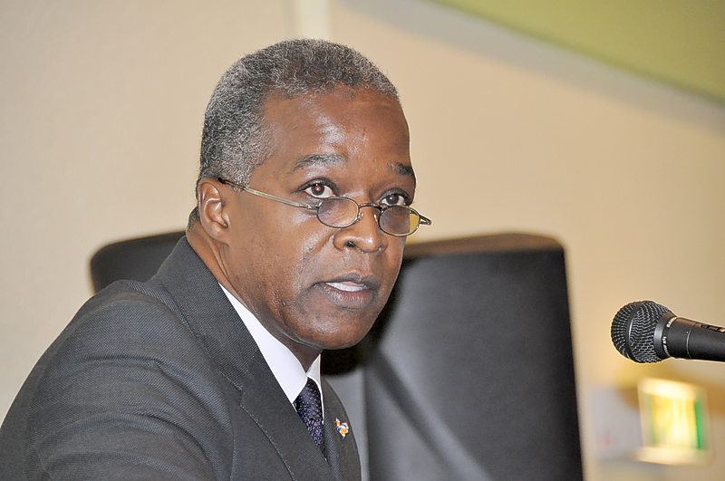 CHE versus OHO: A Figment of our Imagination?