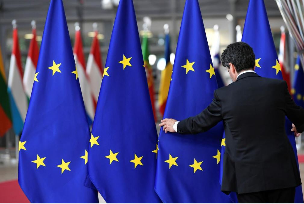 EU finds Russian disinformation, says tech firms must do more