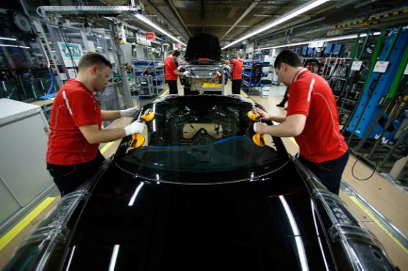 'Scary' German output figures propel recession fears