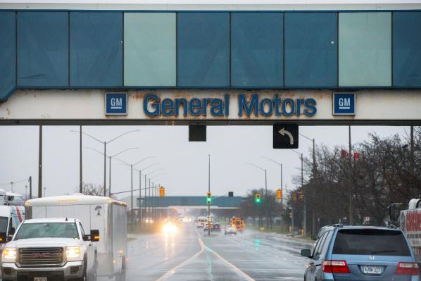 Canada union calls for boycott of GM Mexico-made vehicles