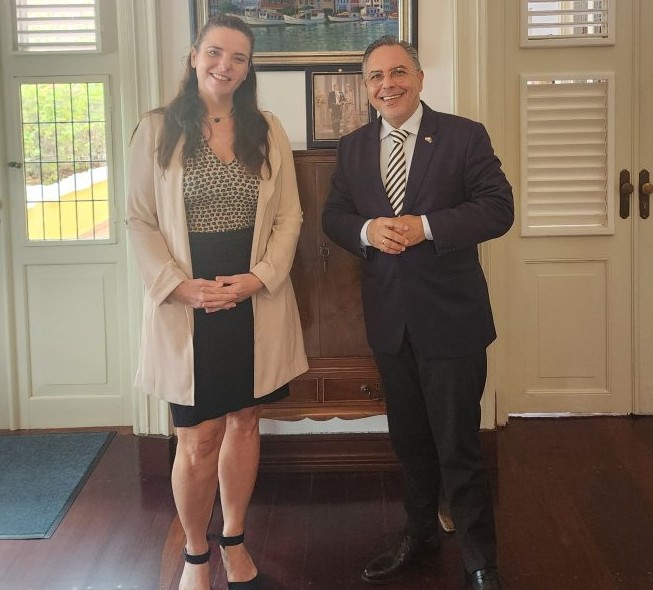 Special Representative of Foreign Affairs Visits Governor of Curaçao