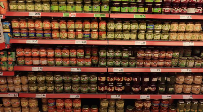 More people in the Netherlands receiving grocery assistance from the Red Cross