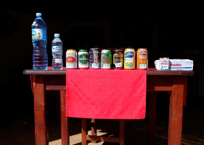 Hard currency elusive in Havana as monetary reform looms