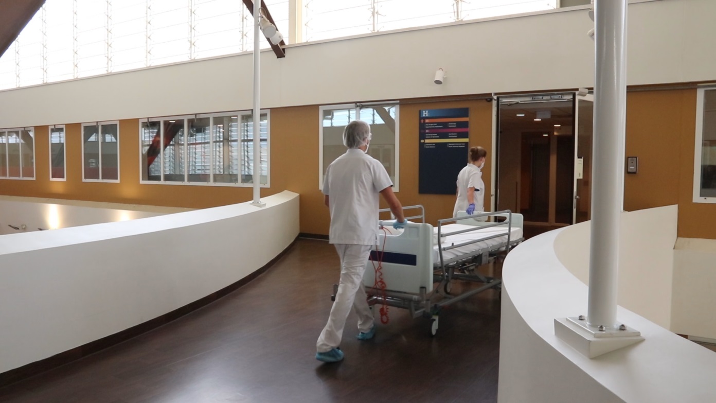 Dutch Government adopts cautious approach toward Curaçao Medical Center