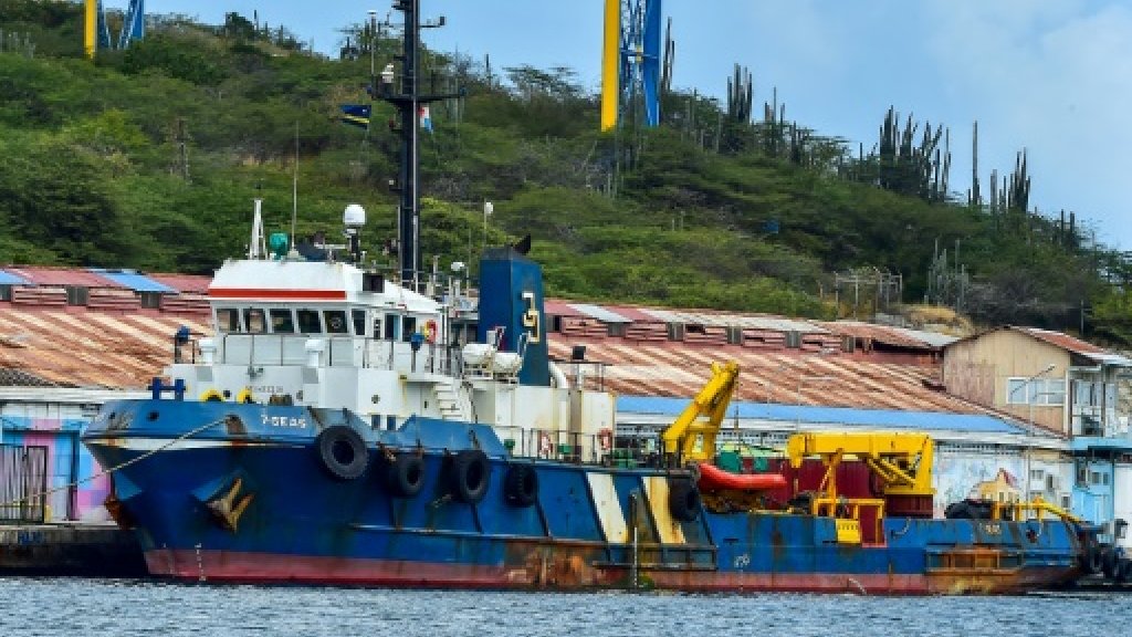 Netherlands, U.S. agree on use of Curacao as possible aid hub for Venezuela