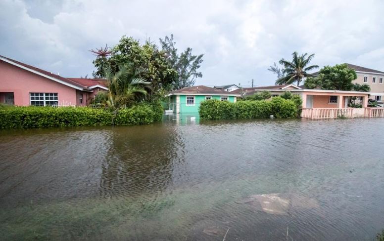Hurricane Dorian grows in size, heads toward Florida after bashing Bahamas