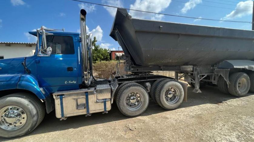 Former Parliament Member Raises Alarm Over Illegal Dumping Site in Rondeklip