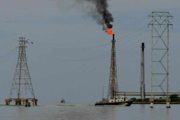 Iran seizes foreign tanker, U.S. vows to protect vital Gulf waterway