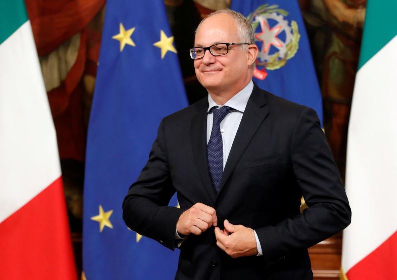 Italy's 2020 deficit target 'very easily reachable': Economy minister