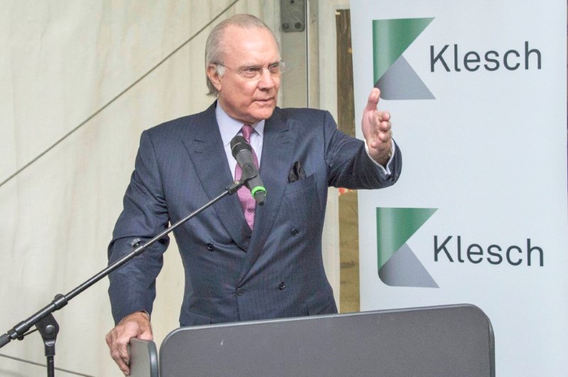 Curacao opens talks with Klesch Group to operate Isla refinery
