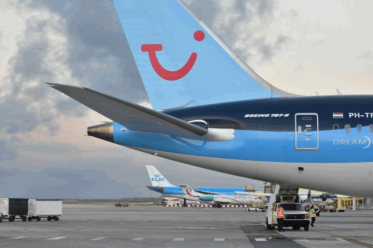 TUI Flight to Curaçao Turned Back Near Ireland Due to Technical Irregularity