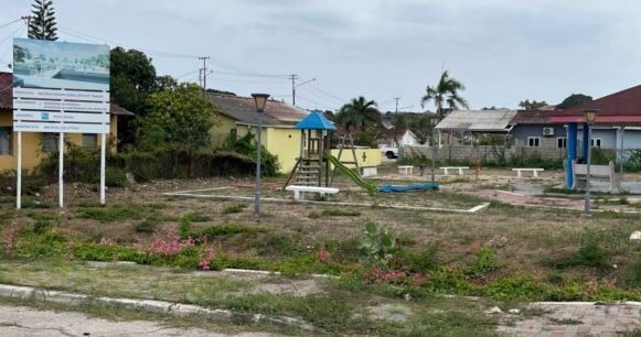 Koraal Specht Celebrates Opening of New Sports Field