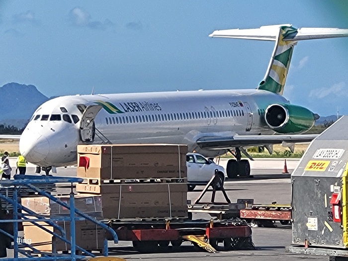 Laser aircraft faces trouble, emergency landing at Hato