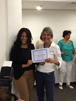 Loekie Morales gets Certificate for AVI story writing