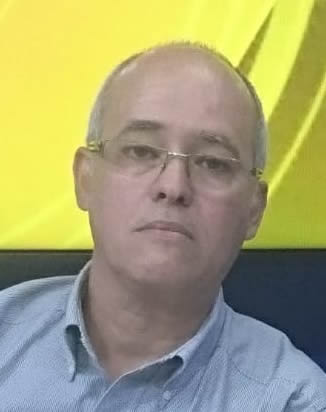 Trapped between the Venezuelan Consulate and Curaçao immigration offices